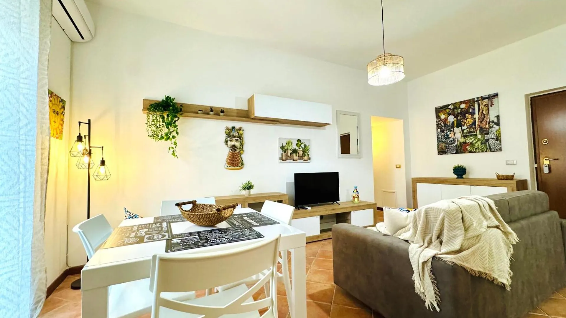 Il Moro Suite Palermo Apartment